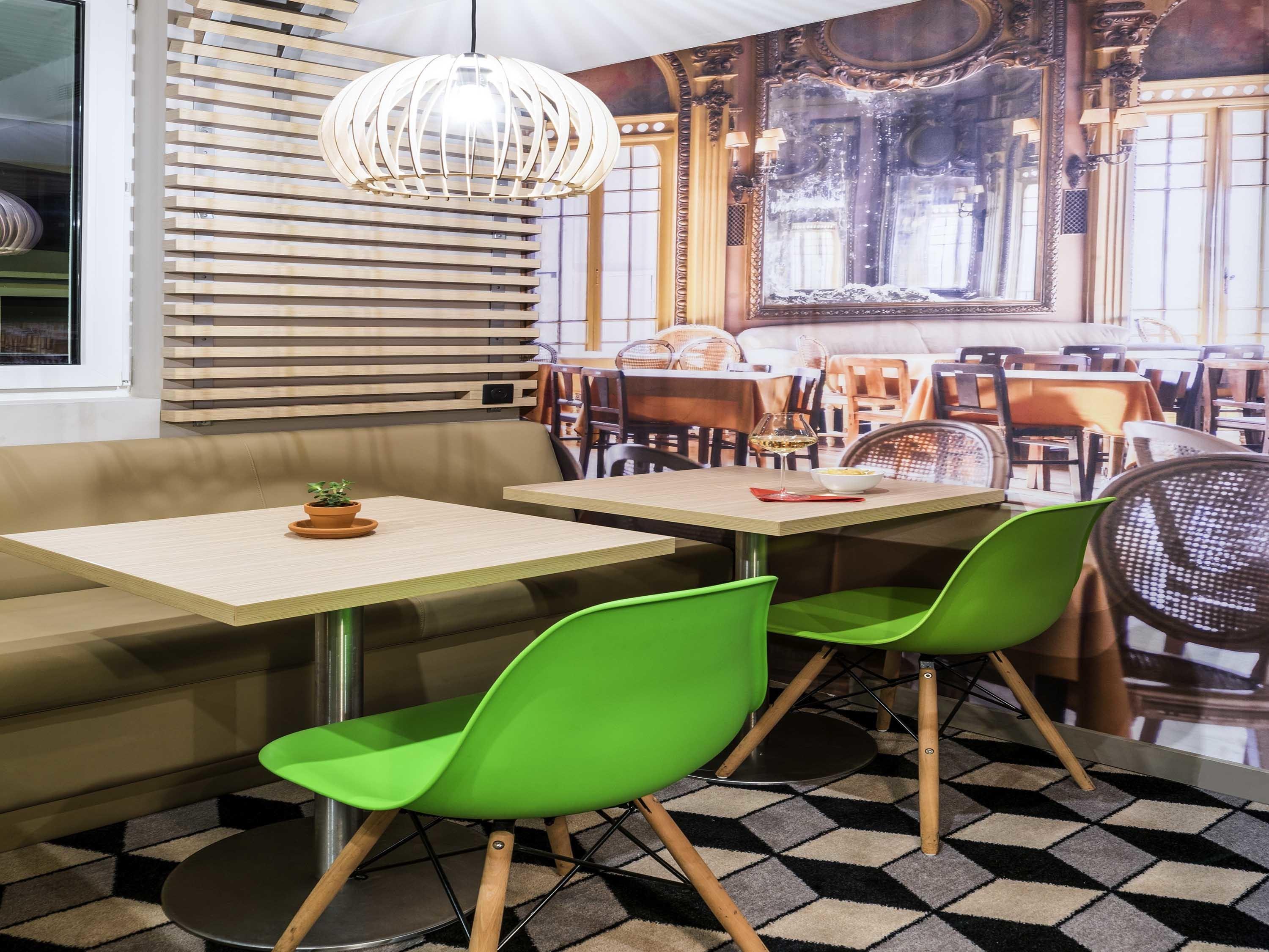 Ibis Styles Clamart Gare Grand Paris Exterior foto
