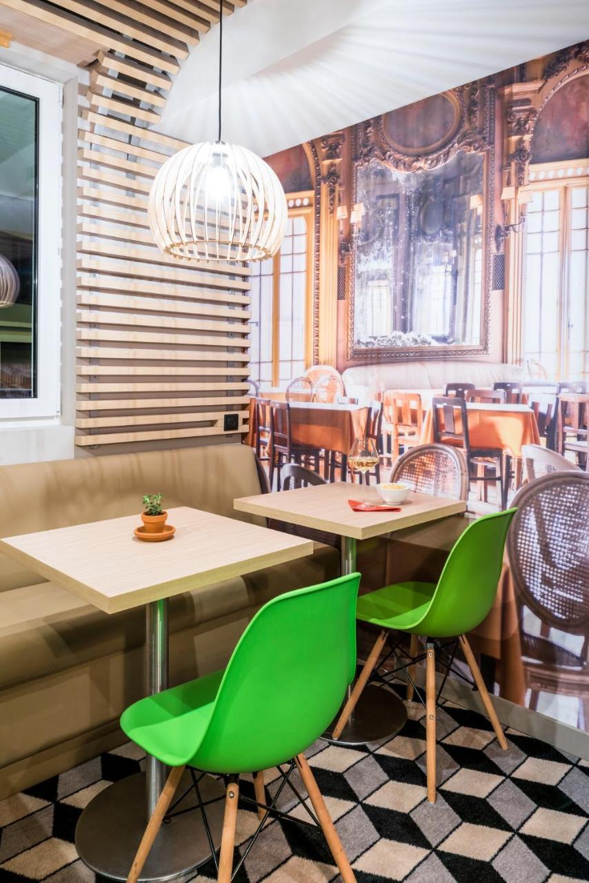 Ibis Styles Clamart Gare Grand Paris Exterior foto